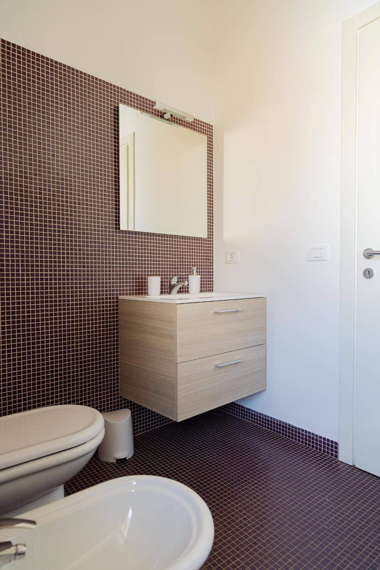 Double Private Parking, 2 Bedrooms & 2 Bathrooms - Elegant Apartment In Old Town ウーディネ エクステリア 写真